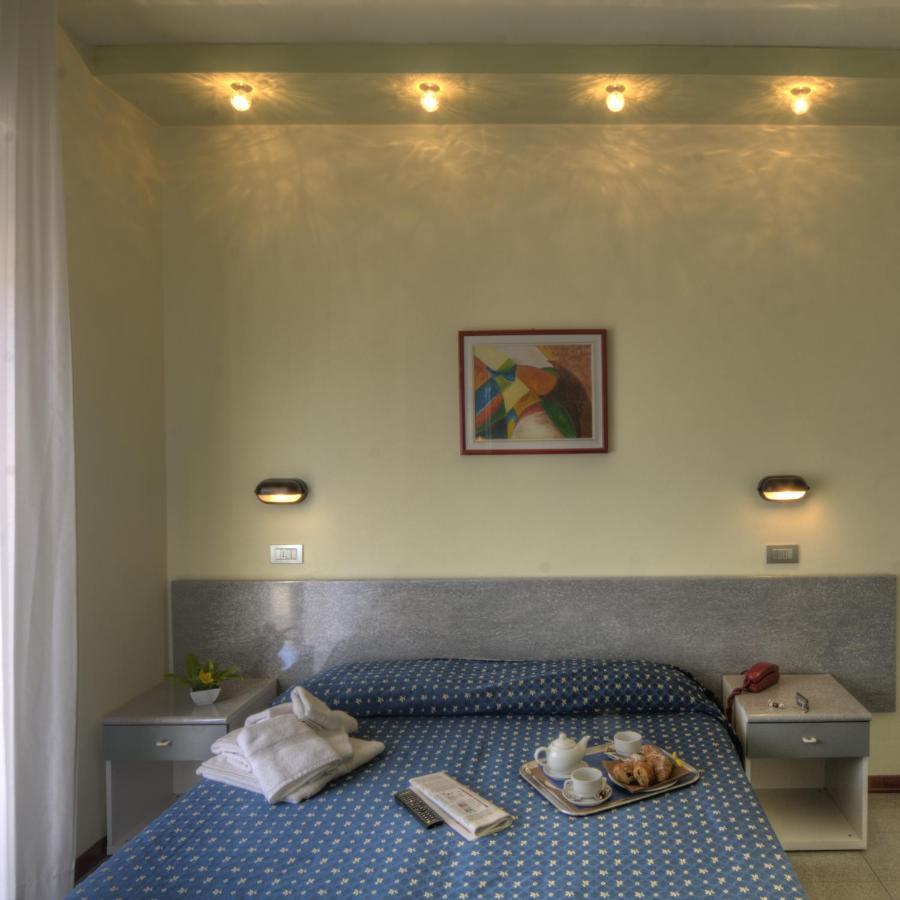 Hotel Reggiana Річчоне Екстер'єр фото