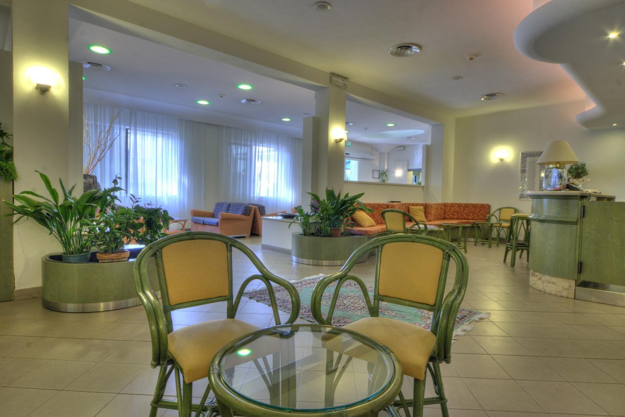 Hotel Reggiana Річчоне Екстер'єр фото
